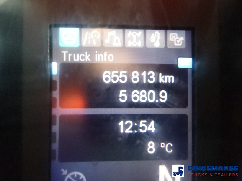 Refrigerator truck Mercedes-Benz Antos 2533 RHD 6x2 Thermoking T1000R frigo: picture 20