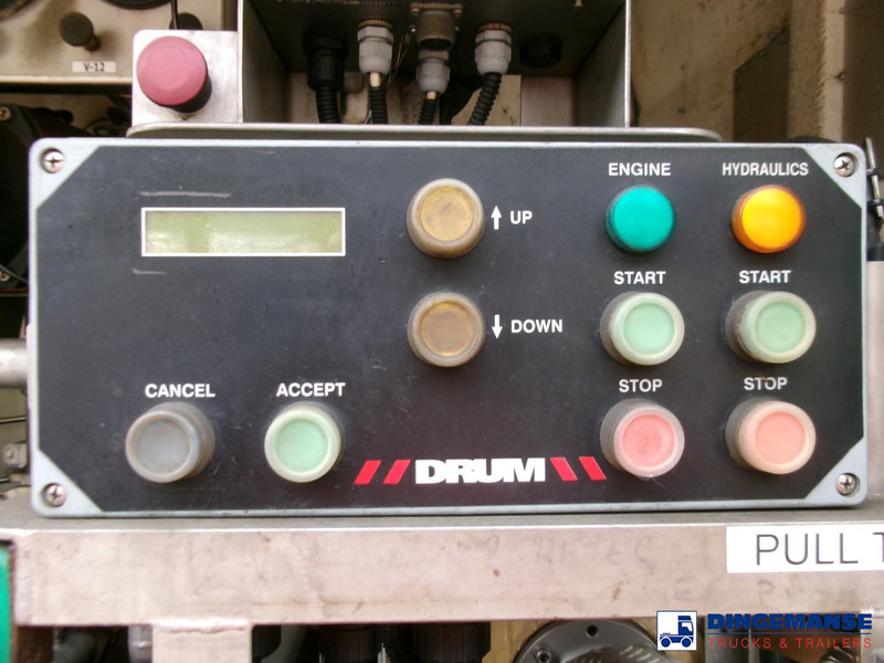 Tank truck Scania P320 6X2 RHD Argon gas tank 13.2 m3: picture 16