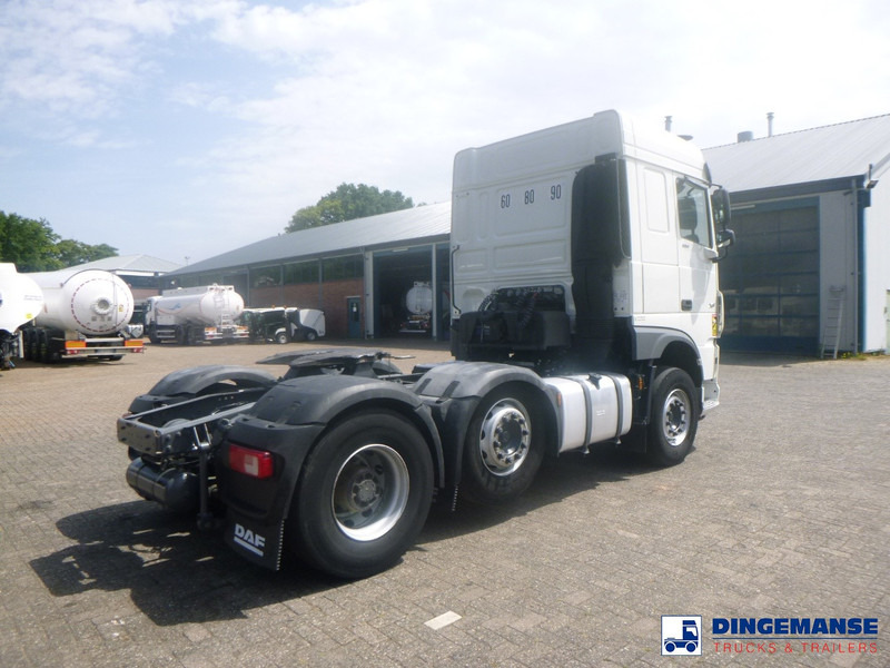 DAF XF 530 6x2 Euro 6 - Tractor unit: picture 4 DAF XF 530 6x2 Euro 6 - Tractor unit: picture 4