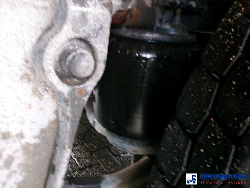 Concrete pump truck Volvo FM 420 8X4 Cifa MK25H concrete pump 25 m / mixer 7 m3: picture 15