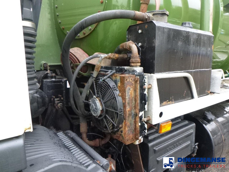 Vacuum truck Volvo FM7 290 6X4 RHD vacuum tank 13.7 m3: picture 14 Vacuum truck Volvo FM7 290 6X4 RHD vacuum tank 13.7 m3: picture 14