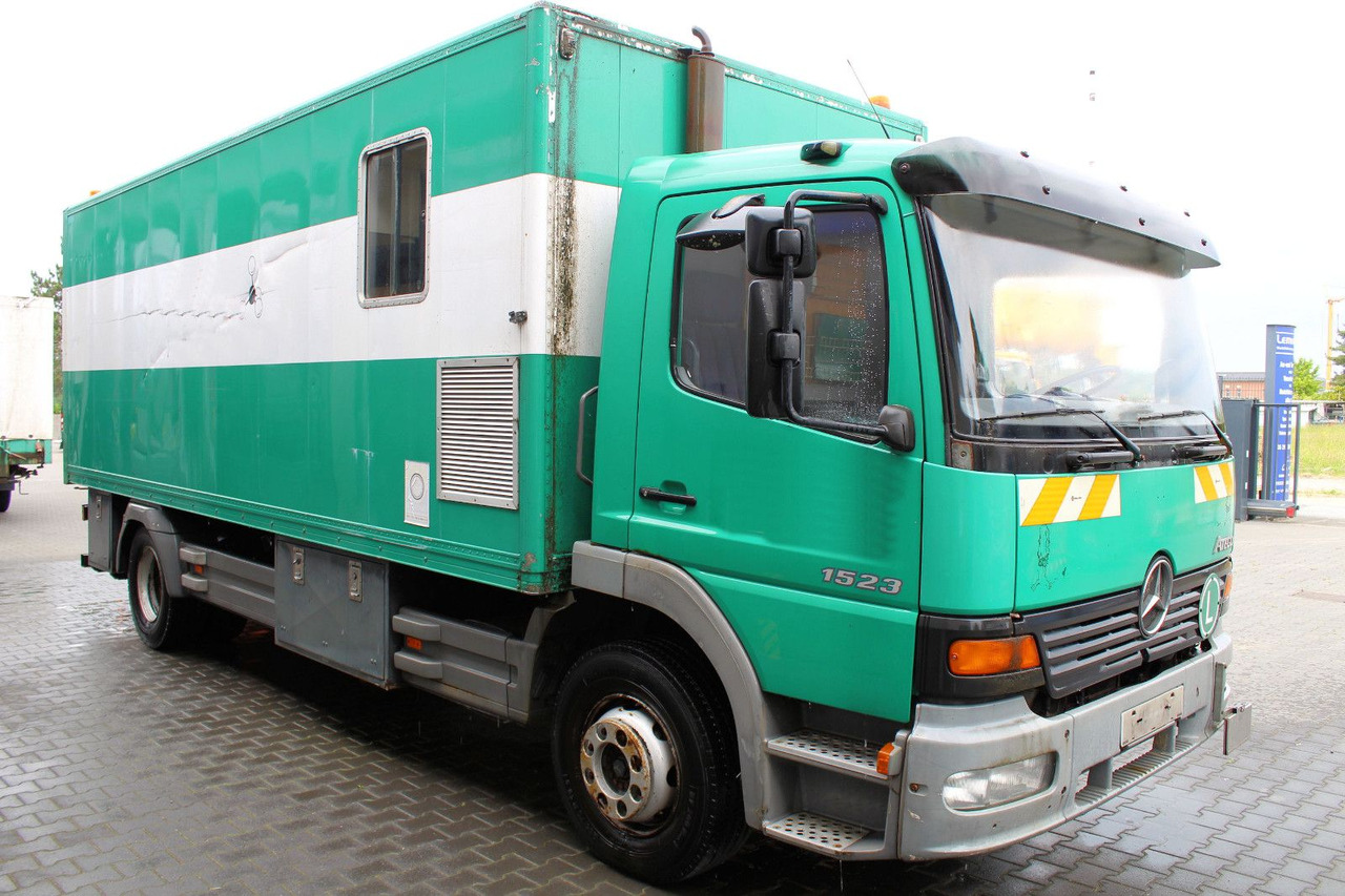 Mercedes-Benz Atego 1523 4x2 Koffer +AHK kein 1517 1518 1528 - Box truck: picture 1 Mercedes-Benz Atego 1523 4x2 Koffer +AHK kein 1517 1518 1528 - Box truck: picture 1
