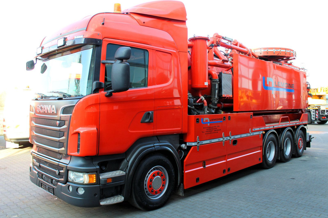 Scania R560 V8 8x4 Kroll 20m³ WRG 2x HD-Pumpe 620 Liter - Vacuum truck: picture 4 Scania R560 V8 8x4 Kroll 20m³ WRG 2x HD-Pumpe 620 Liter - Vacuum truck: picture 4