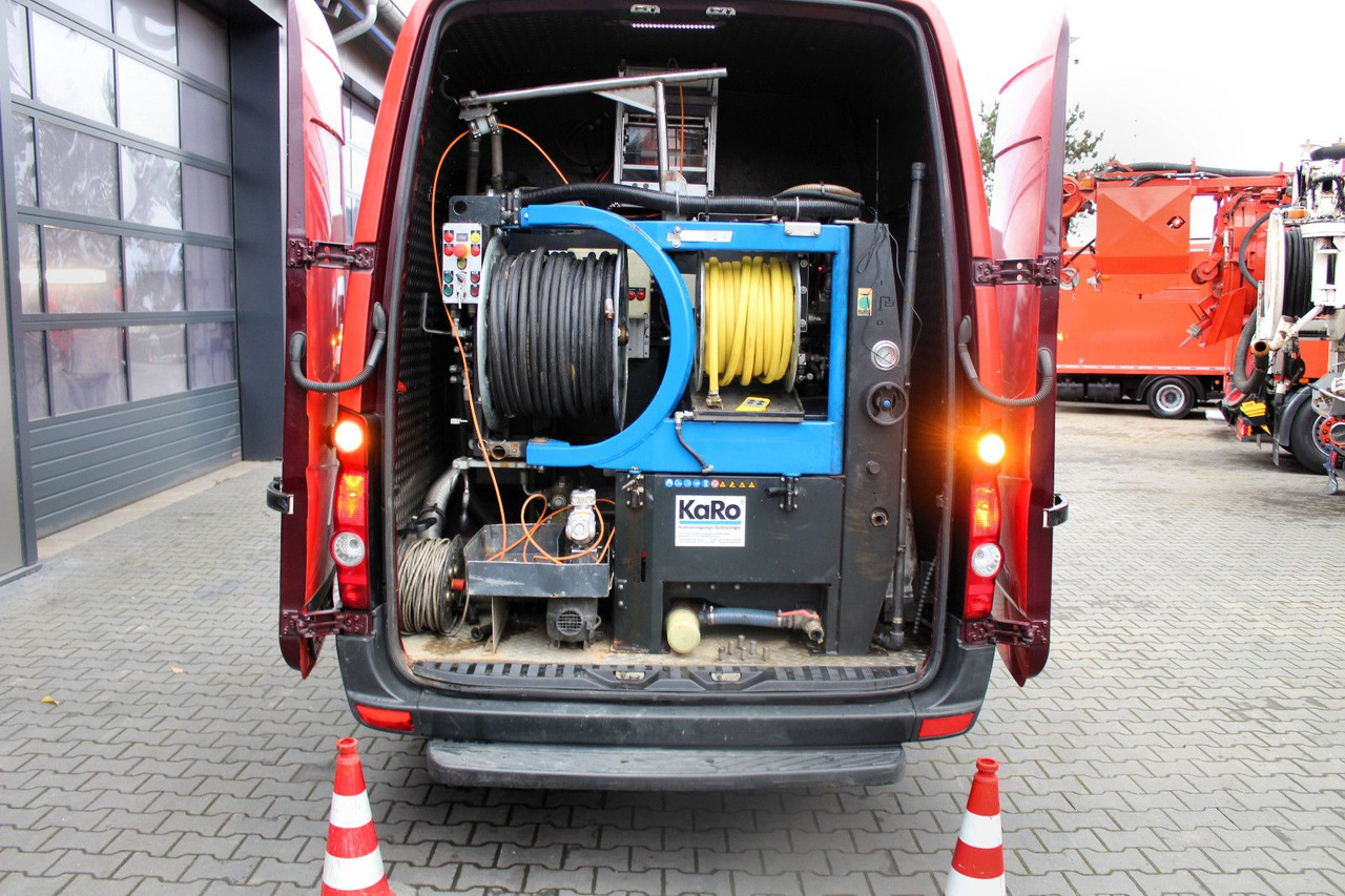 Volkswagen Crafter 2.0 TDI KaRo 1m³ HD-Kanal-Spüler - Vacuum truck: picture 1 Volkswagen Crafter 2.0 TDI KaRo 1m³ HD-Kanal-Spüler - Vacuum truck: picture 1