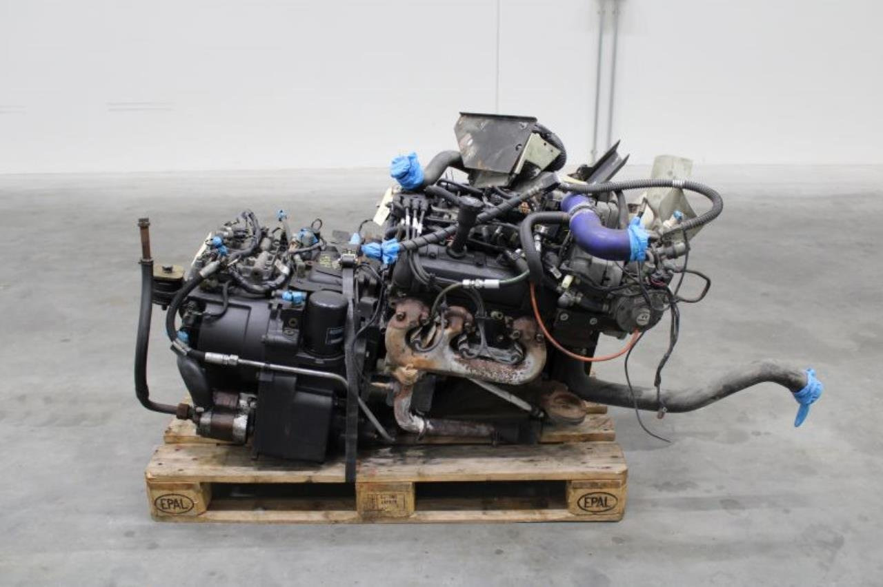 Hyster 4.3 L. V6 - Engine: picture 1 Hyster 4.3 L. V6 - Engine: picture 1