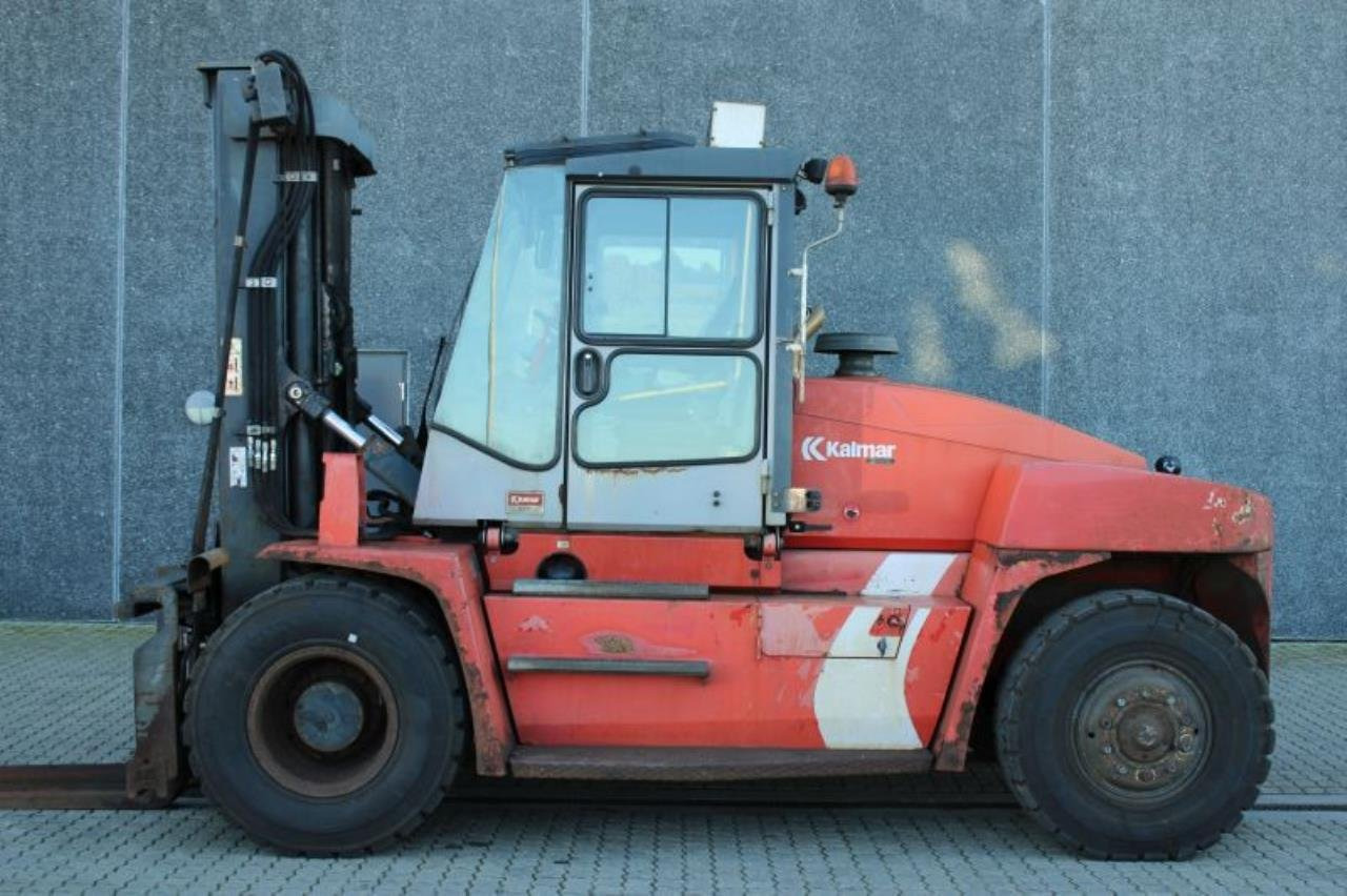 Kalmar DCE140-6 - Diesel forklift: picture 1 Kalmar DCE140-6 - Diesel forklift: picture 1