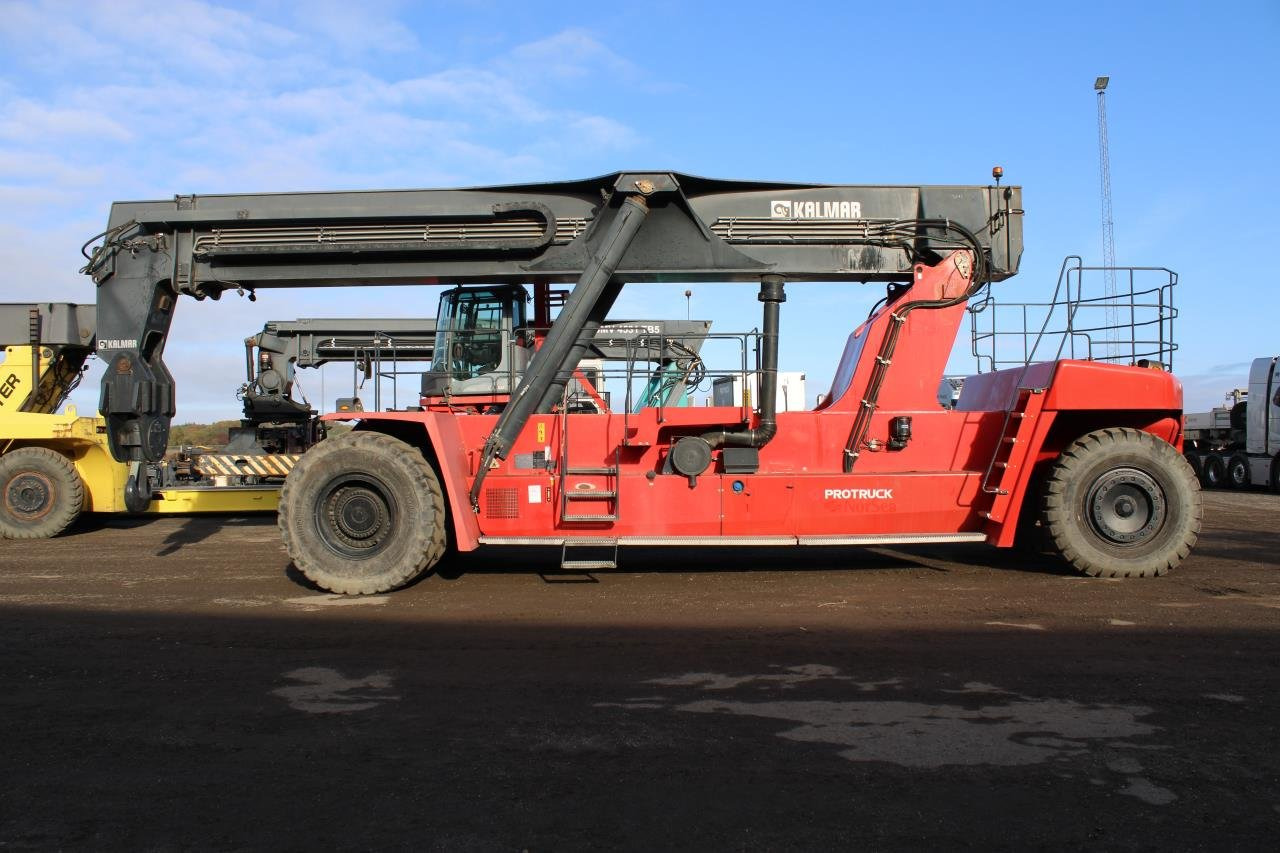 Kalmar DRG1300-92 SUPER GLO - Reach stacker: picture 1 Kalmar DRG1300-92 SUPER GLO - Reach stacker: picture 1