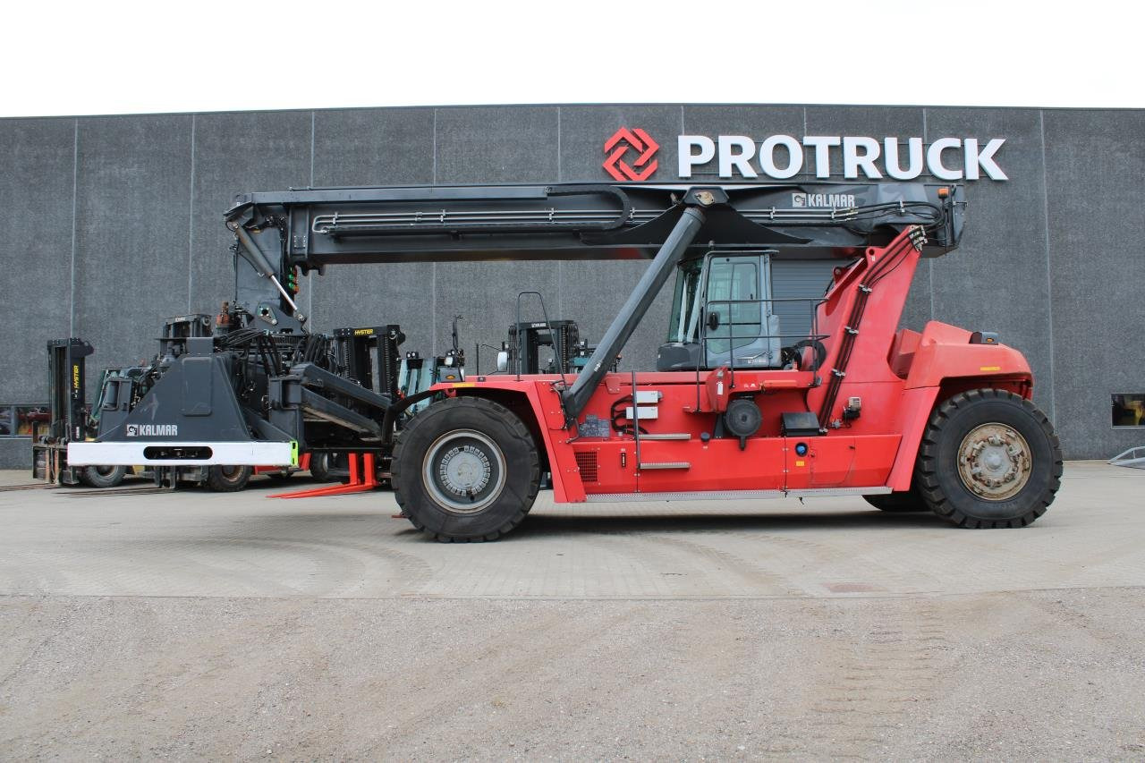 Kalmar DRG450-65C5XS - Reach stacker: picture 1 Kalmar DRG450-65C5XS - Reach stacker: picture 1
