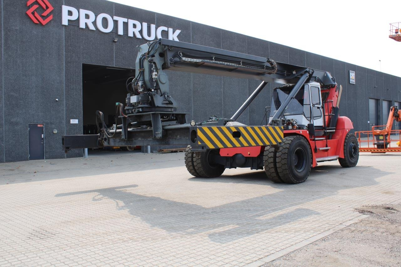 SMV 108 TB6 - Reach stacker: picture 2 SMV 108 TB6 - Reach stacker: picture 2