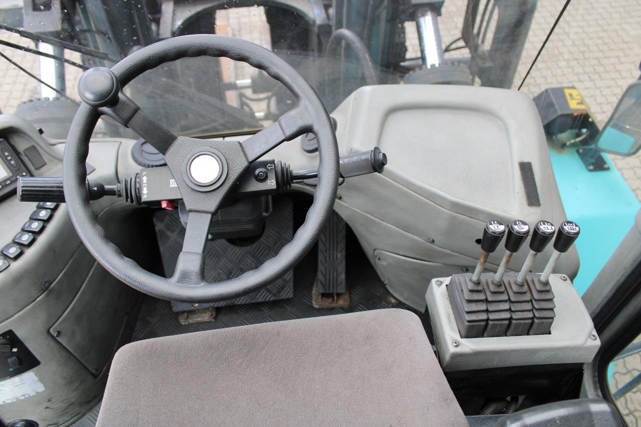 SMV SL25-1200B - Diesel forklift: picture 4 SMV SL25-1200B - Diesel forklift: picture 4