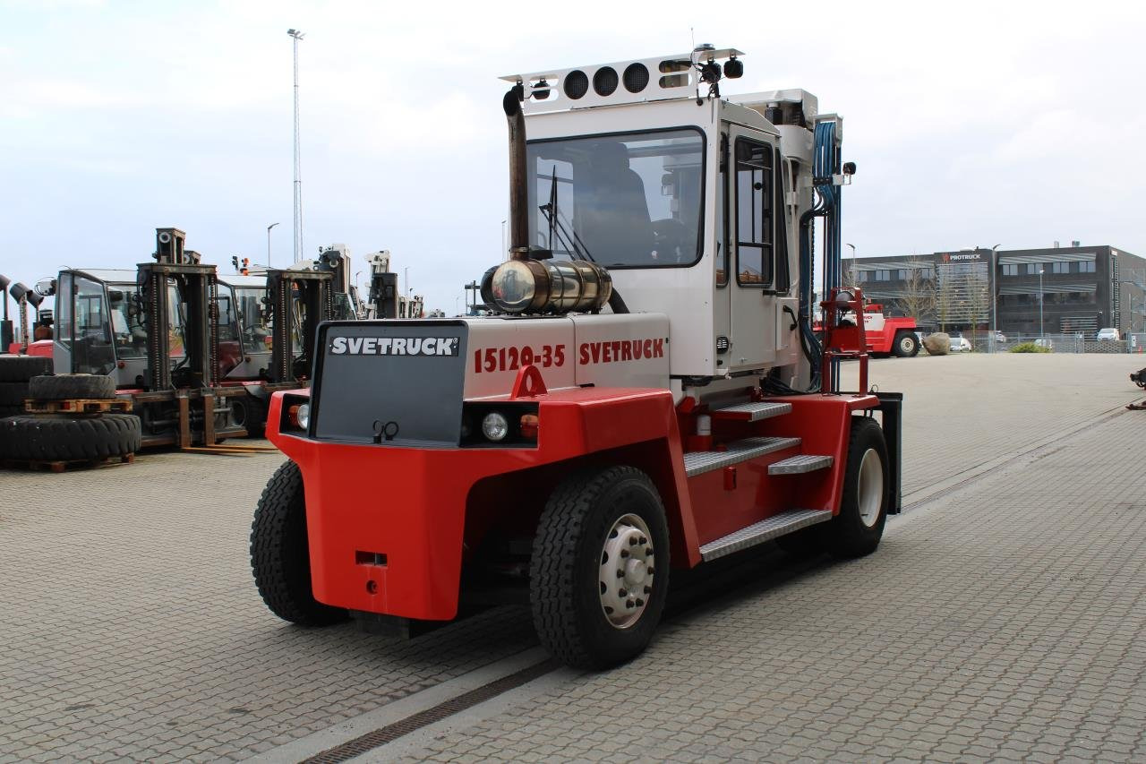 SveTruck 15120-35 - Diesel forklift: picture 3 SveTruck 15120-35 - Diesel forklift: picture 3