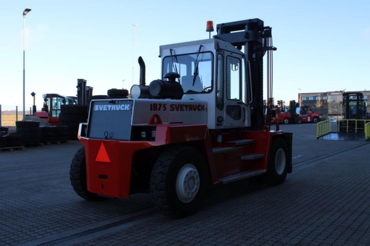 SveTruck 1875-33 - Diesel forklift: picture 3 SveTruck 1875-33 - Diesel forklift: picture 3