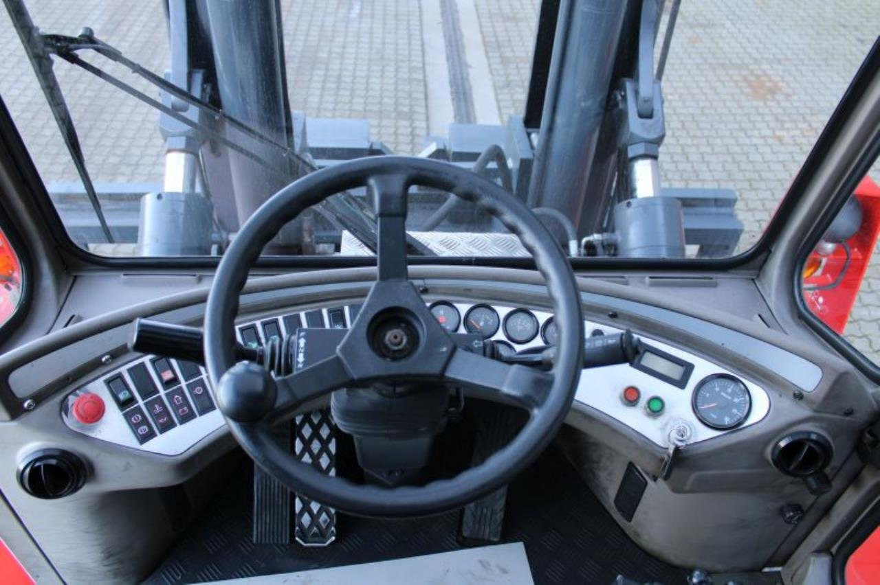 SveTruck 1875-33 - Diesel forklift: picture 4 SveTruck 1875-33 - Diesel forklift: picture 4