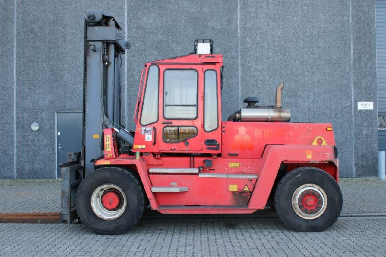 SveTruck 1875-33 - Diesel forklift: picture 1 SveTruck 1875-33 - Diesel forklift: picture 1
