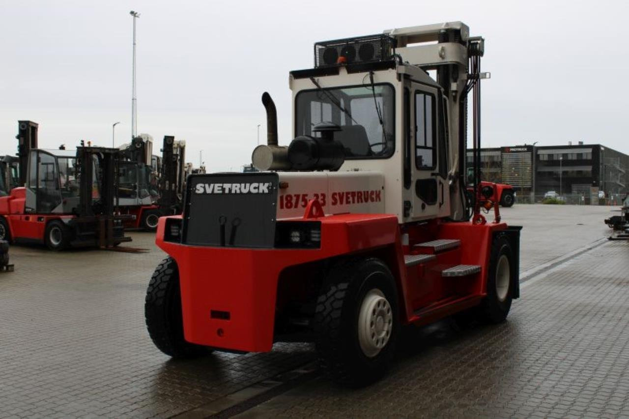 SveTruck 1875-33 - Diesel forklift: picture 3 SveTruck 1875-33 - Diesel forklift: picture 3