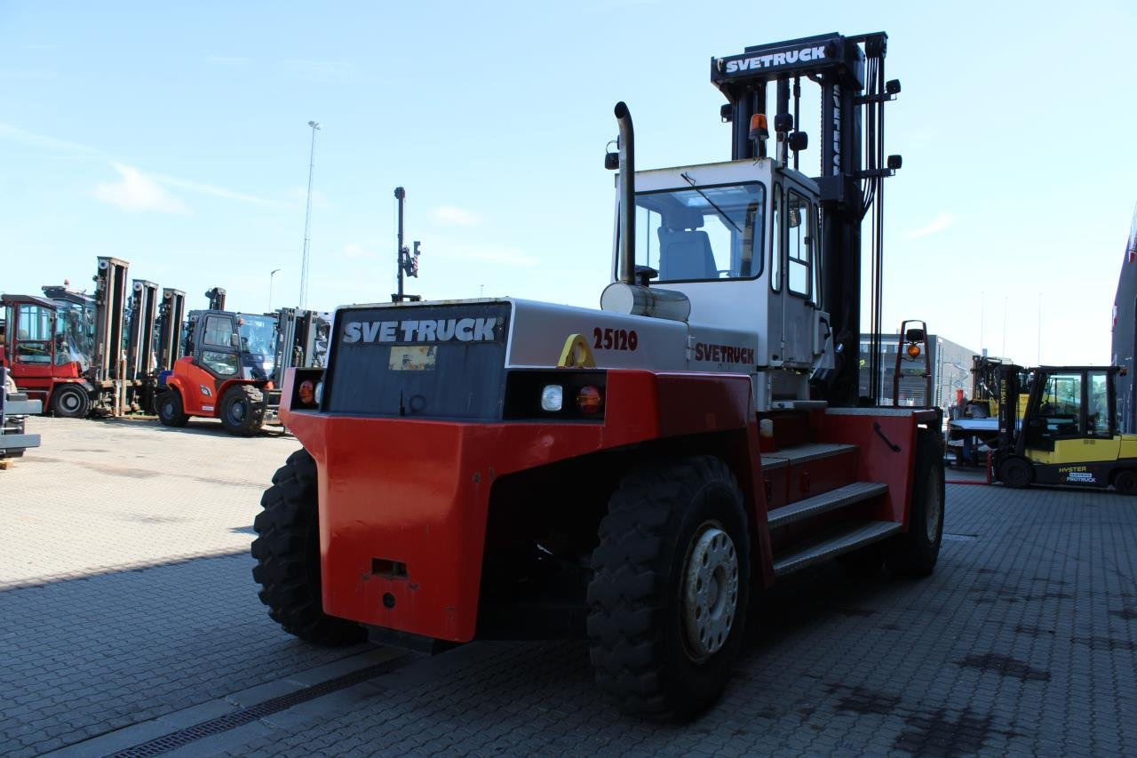 SveTruck 25120-42 - Diesel forklift: picture 3 SveTruck 25120-42 - Diesel forklift: picture 3
