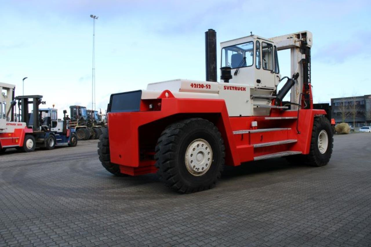 SveTruck 42120-52 - Diesel forklift: picture 3 SveTruck 42120-52 - Diesel forklift: picture 3