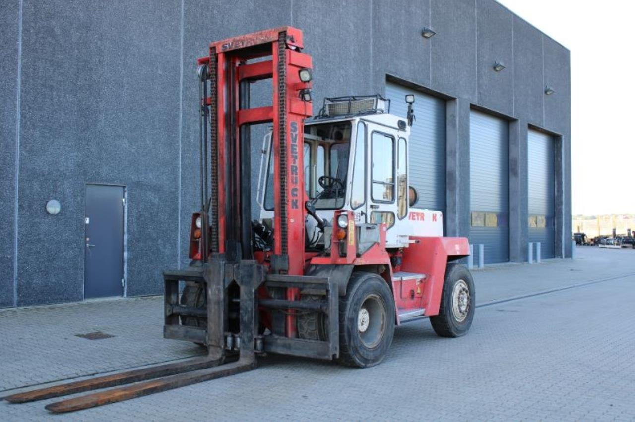 SveTruck 960-26 - Diesel forklift: picture 2 SveTruck 960-26 - Diesel forklift: picture 2