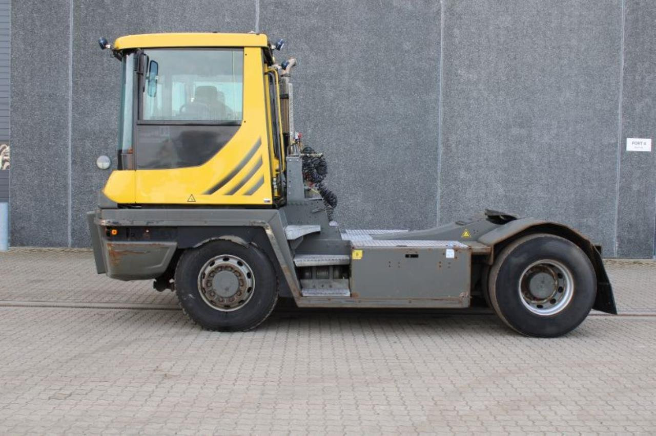 Terberg RT283 - Terminal tractor: picture 1 Terberg RT283 - Terminal tractor: picture 1
