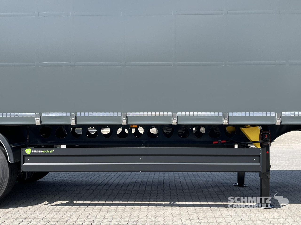 New Curtainsider semi-trailer BERGER Auflieger Curtainsider Standard: picture 13 New Curtainsider semi-trailer BERGER Auflieger Curtainsider Standard: picture 13