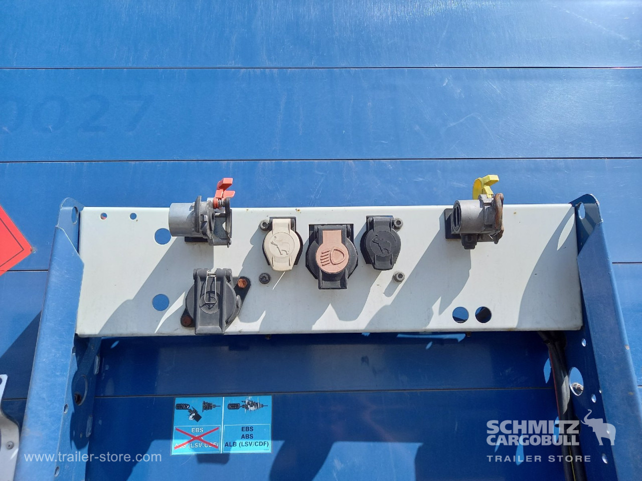 SCHMITZ Auflieger Curtainsider Standard - Curtainsider semi-trailer: picture 3 SCHMITZ Auflieger Curtainsider Standard - Curtainsider semi-trailer: picture 3