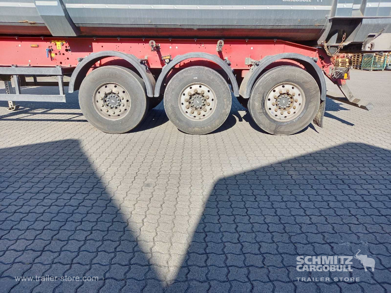 SCHMITZ Auflieger Kipper Stahlrundmulde 53m³ - Tipper semi-trailer: picture 2 SCHMITZ Auflieger Kipper Stahlrundmulde 53m³ - Tipper semi-trailer: picture 2