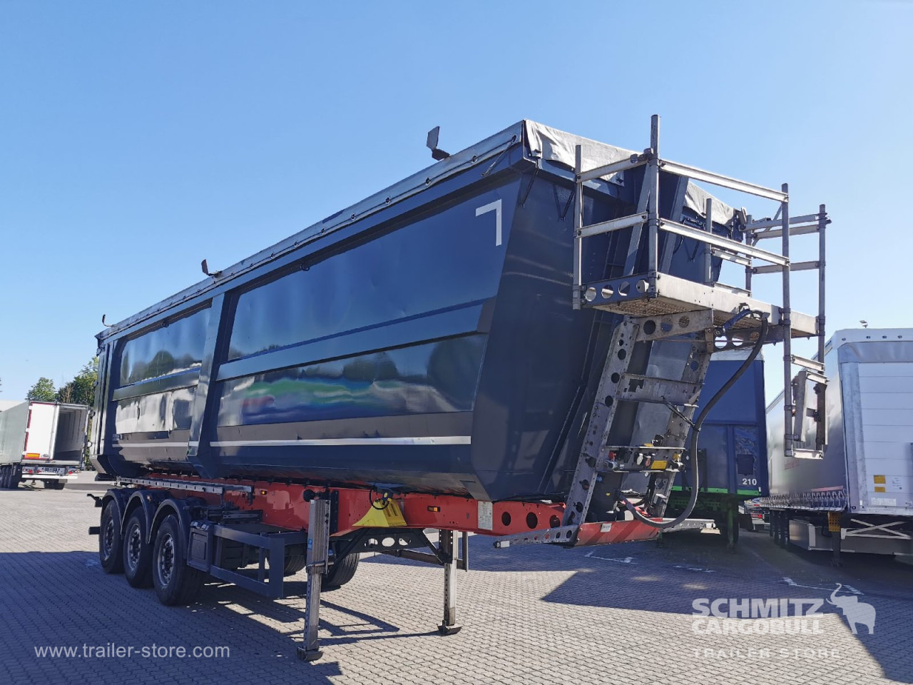SCHMITZ Auflieger Kipper Stahlrundmulde 53m³ - Tipper semi-trailer: picture 1 SCHMITZ Auflieger Kipper Stahlrundmulde 53m³ - Tipper semi-trailer: picture 1