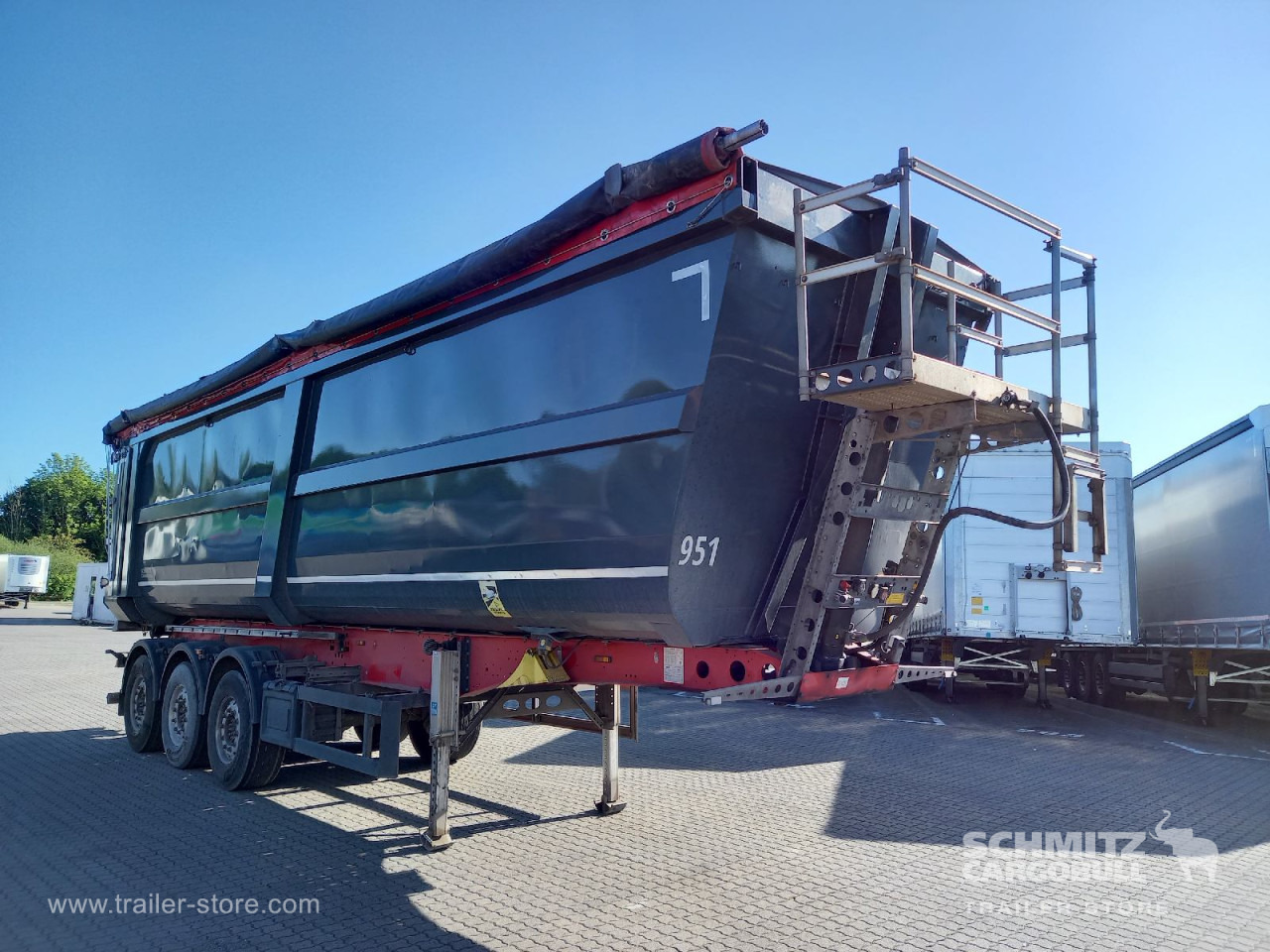 SCHMITZ Auflieger Kipper Stahlrundmulde 53m³ - Tipper semi-trailer: picture 1 SCHMITZ Auflieger Kipper Stahlrundmulde 53m³ - Tipper semi-trailer: picture 1