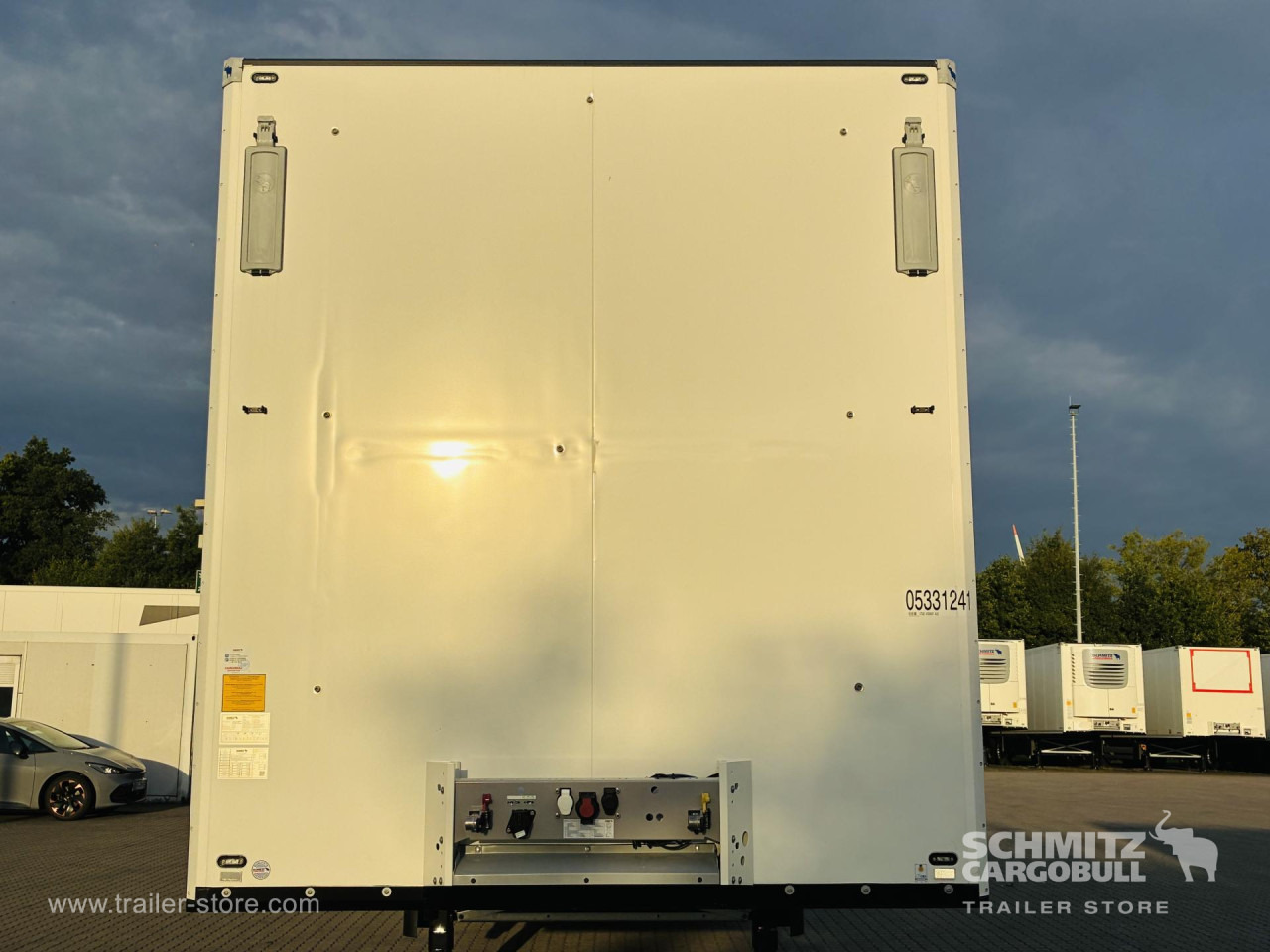 SCHMITZ Auflieger Tiefkühler Multitemp Double deck - Isothermal semi-trailer: picture 2 SCHMITZ Auflieger Tiefkühler Multitemp Double deck - Isothermal semi-trailer: picture 2