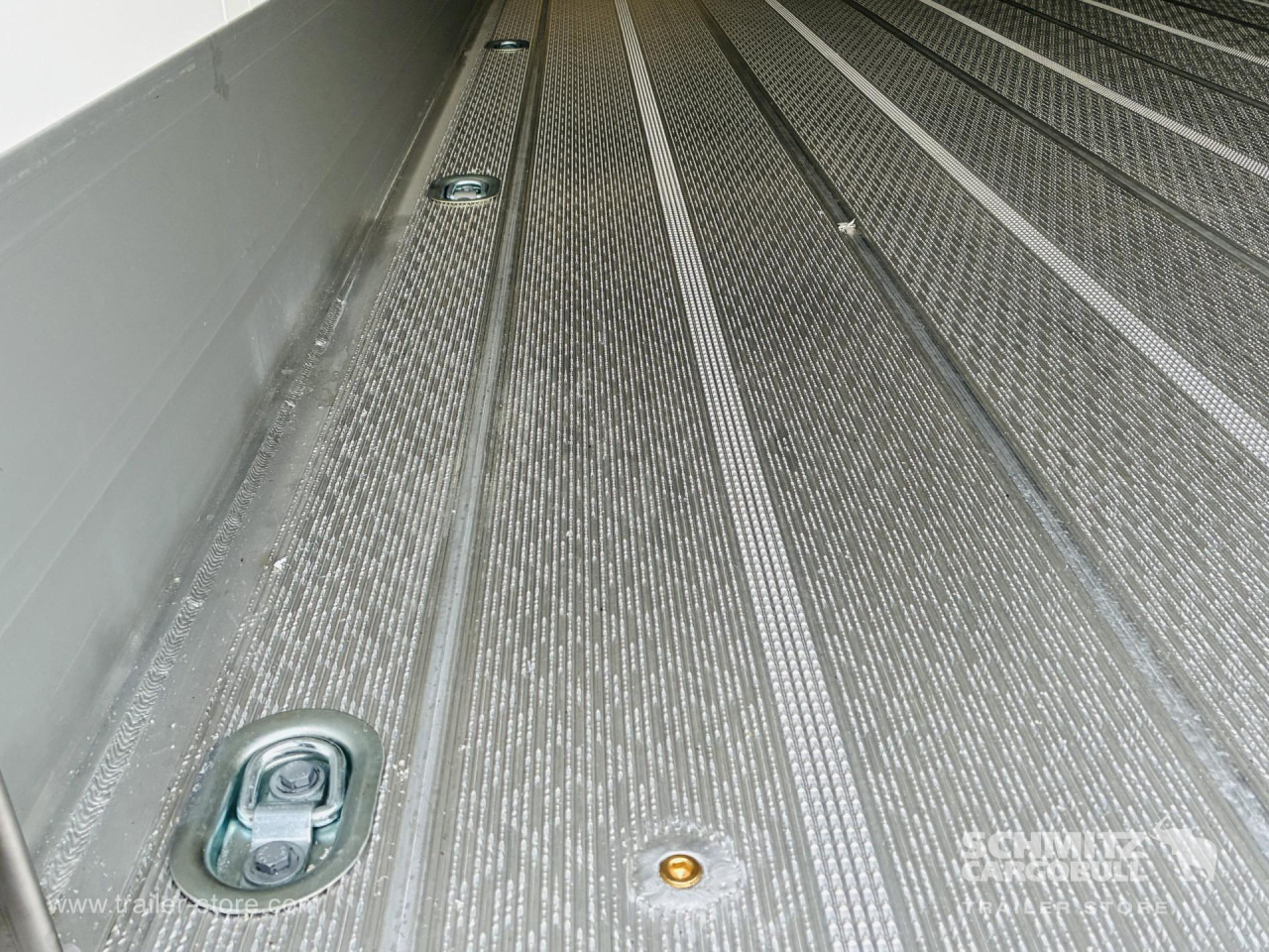 SCHMITZ Auflieger Tiefkühler Standard Double deck - Isothermal semi-trailer: picture 4 SCHMITZ Auflieger Tiefkühler Standard Double deck - Isothermal semi-trailer: picture 4