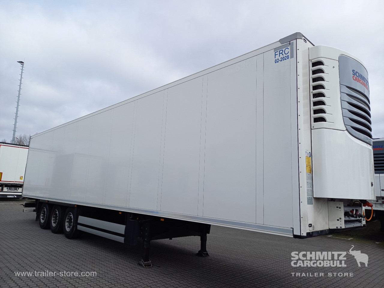 SCHMITZ Auflieger Tiefkühler Standard Double deck - Isothermal semi-trailer: picture 1 SCHMITZ Auflieger Tiefkühler Standard Double deck - Isothermal semi-trailer: picture 1