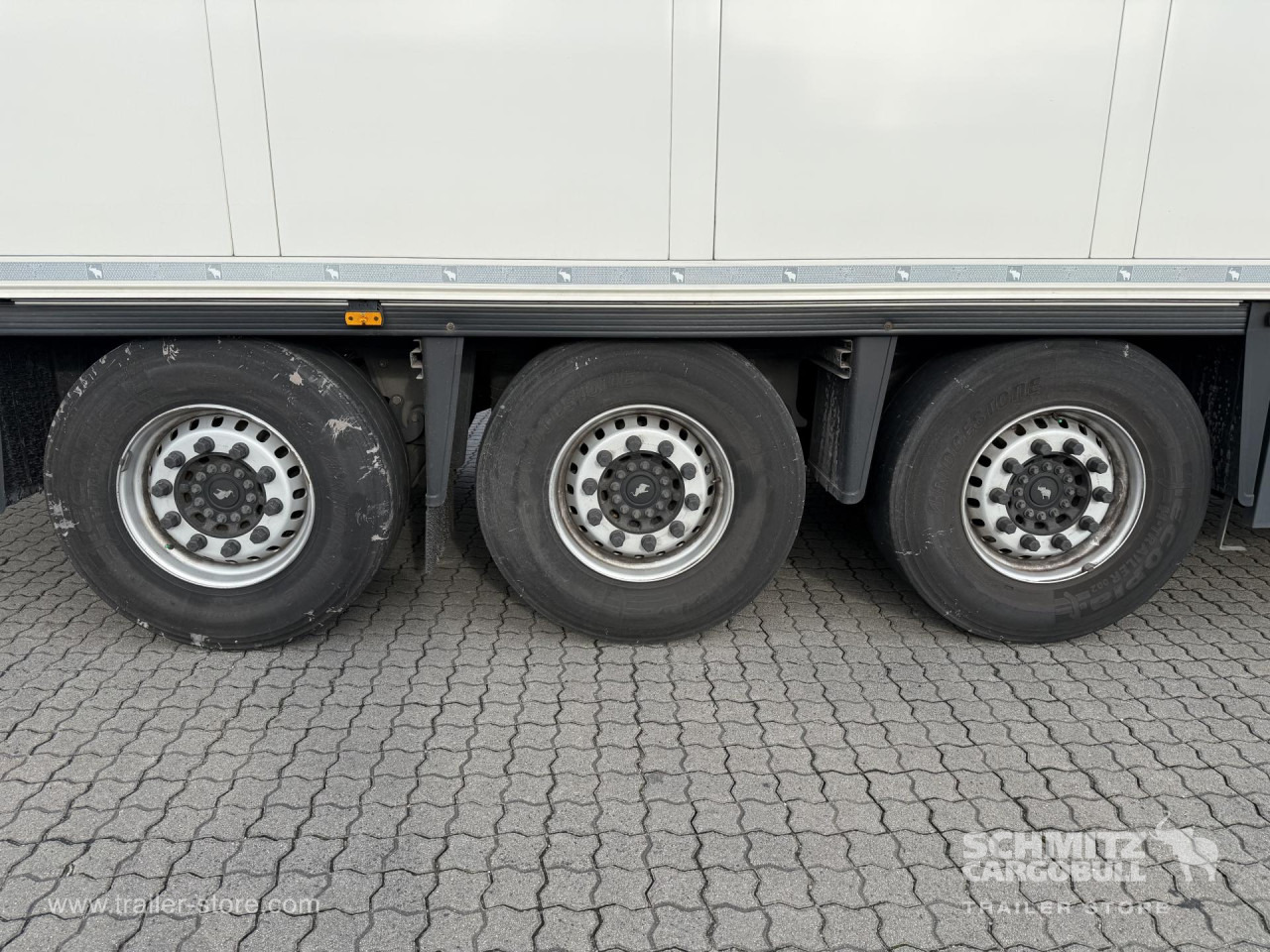 SCHMITZ Auflieger Tiefkühler Standard Double deck - Isothermal semi-trailer: picture 3 SCHMITZ Auflieger Tiefkühler Standard Double deck - Isothermal semi-trailer: picture 3