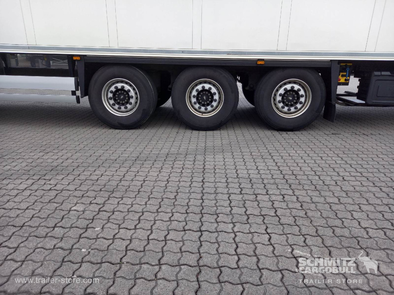 SCHMITZ Auflieger Tiefkühler Standard Double deck - Isothermal semi-trailer: picture 2 SCHMITZ Auflieger Tiefkühler Standard Double deck - Isothermal semi-trailer: picture 2