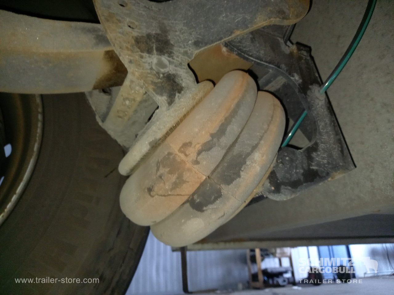 SCHMITZ Auflieger Tiefkühler Standard Double deck - Isothermal semi-trailer: picture 3 SCHMITZ Auflieger Tiefkühler Standard Double deck - Isothermal semi-trailer: picture 3