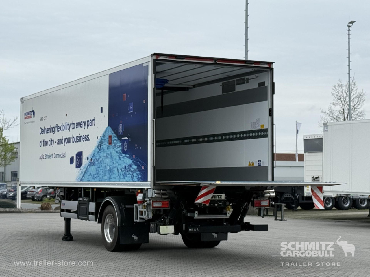 SCHMITZ Auflieger Tiefkühler Standard Taillift - Isothermal semi-trailer: picture 1 SCHMITZ Auflieger Tiefkühler Standard Taillift - Isothermal semi-trailer: picture 1