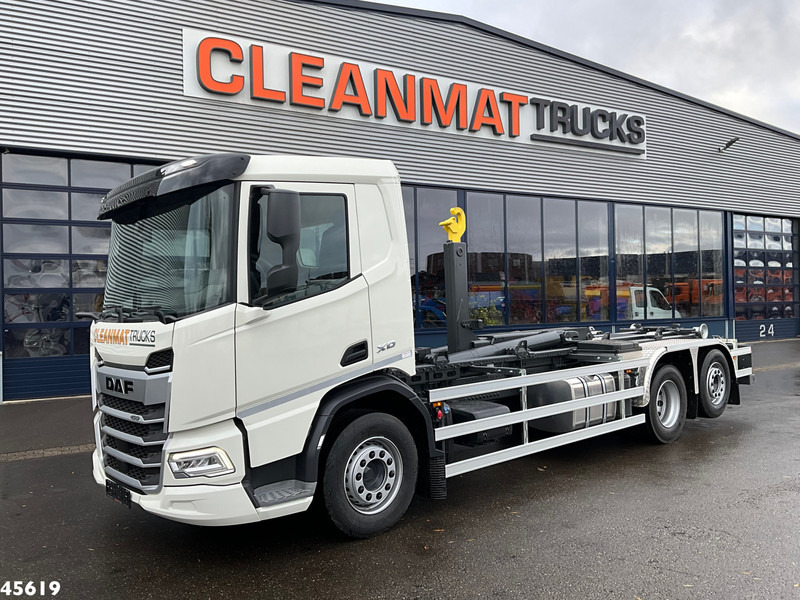 DAF FAN XD 450 Euro 6 Hyvalift 26 Ton haakarmsysteem - Hook lift truck: picture 2 DAF FAN XD 450 Euro 6 Hyvalift 26 Ton haakarmsysteem - Hook lift truck: picture 2