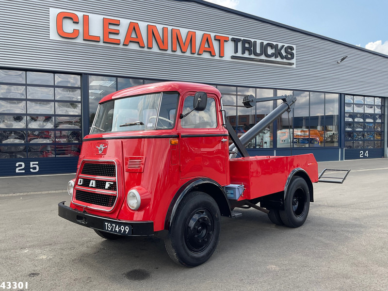 DAF T1300 ''Kikker'' Bergingswagen - Tow truck: picture 1 DAF T1300 ''Kikker'' Bergingswagen - Tow truck: picture 1