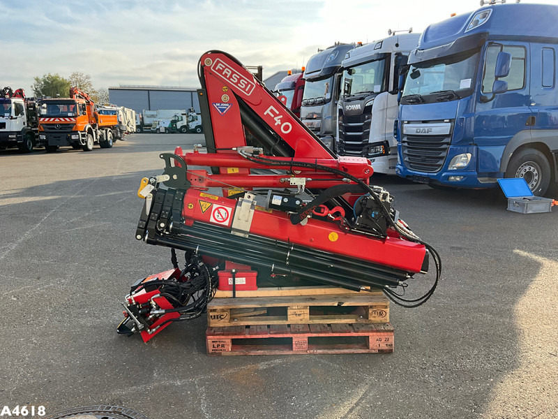 FASSI DEMO 4 Tonmeter laadkraan Laadkraan - Loader crane: picture 4 FASSI DEMO 4 Tonmeter laadkraan Laadkraan - Loader crane: picture 4