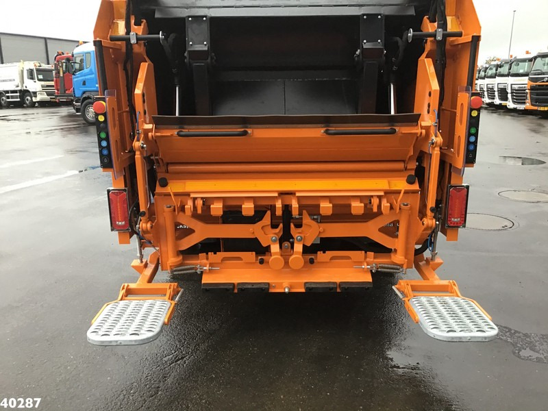 FUSO Canter 9C18 Geesink 7m3 - Garbage truck: picture 3 FUSO Canter 9C18 Geesink 7m3 - Garbage truck: picture 3