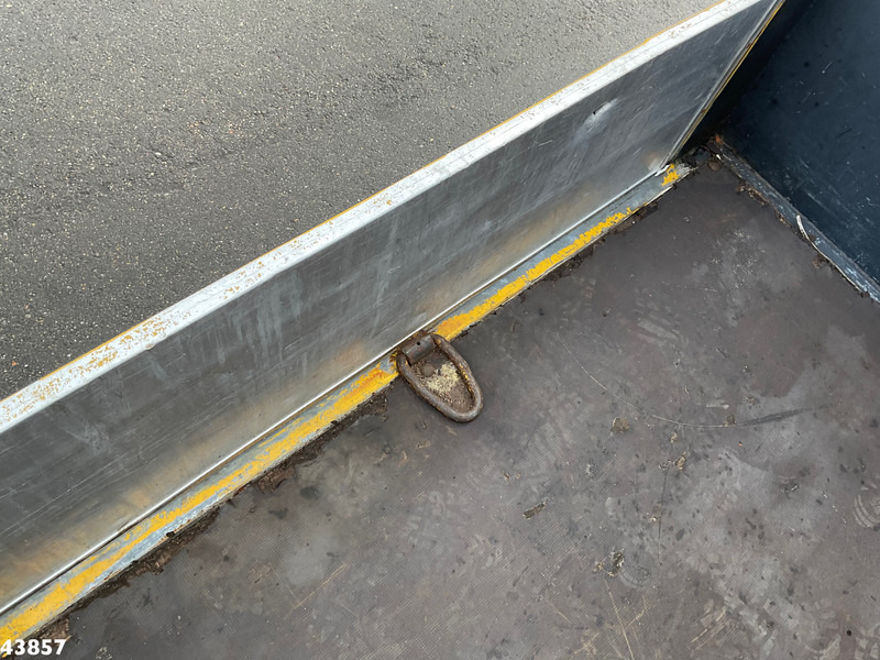 Crane truck MAN F2000 6x6 Full Steel Manual Palfinger 68 Tonmeter Dachdecker kran Just 54.133 km!: picture 16