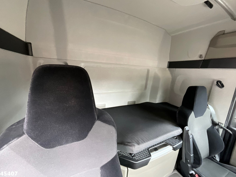 Crane truck MAN TGL 12.220 Euro 6 Palfinger 11 Tonmeter laadkraan Just 60.518 km!: picture 14 Crane truck MAN TGL 12.220 Euro 6 Palfinger 11 Tonmeter laadkraan Just 60.518 km!: picture 14