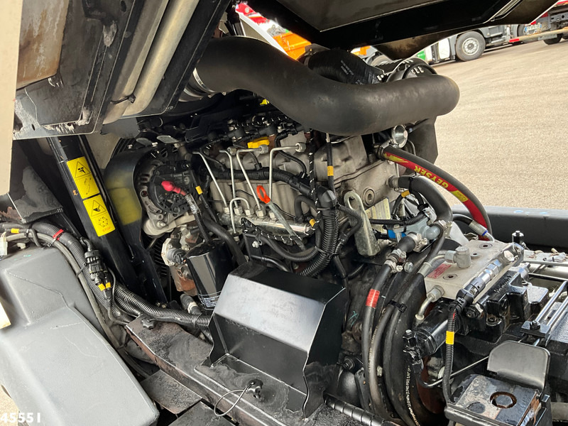 Road sweeper Mathieu MC 210 Azura Flex Euro 6: picture 11 Road sweeper Mathieu MC 210 Azura Flex Euro 6: picture 11