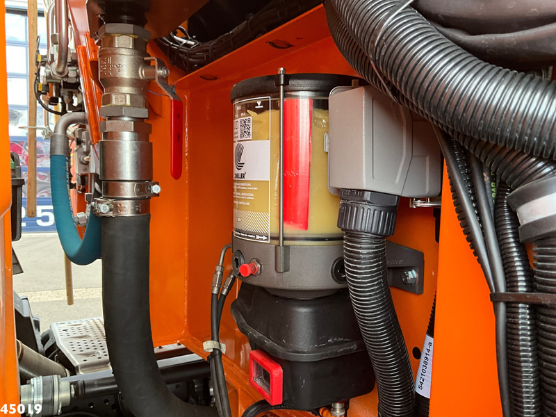 Leasing of Mercedes-Benz Actros 2533 Euro 6 Zoeller 23,5m³ + Welvaarts weighing system Mercedes-Benz Actros 2533 Euro 6 Zoeller 23,5m³ + Welvaarts weighing system: picture 12 Leasing of Mercedes-Benz Actros 2533 Euro 6 Zoeller 23,5m³ + Welvaarts weighing system Mercedes-Benz Actros 2533 Euro 6 Zoeller 23,5m³ + Welvaarts weighing system: picture 12