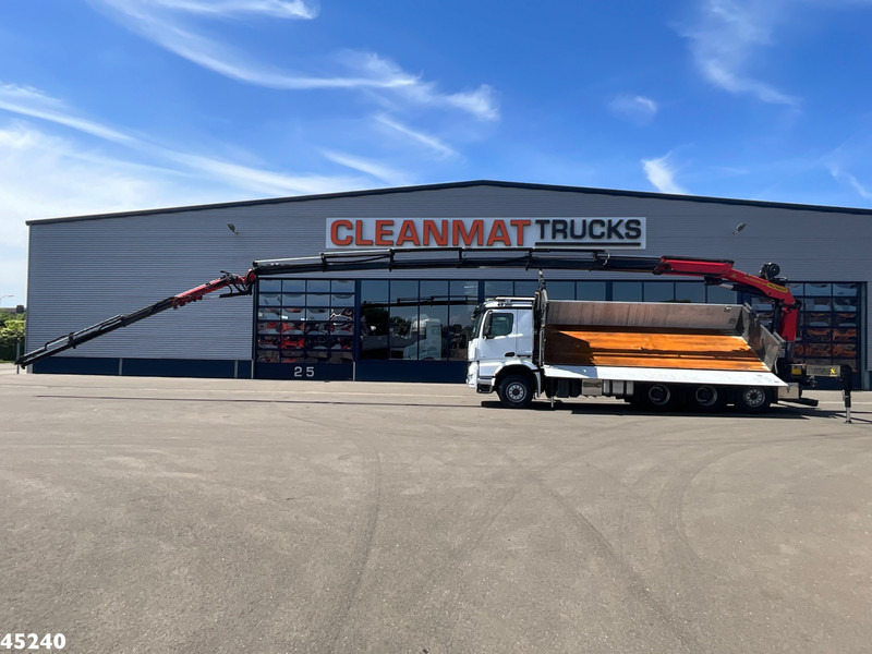 Mercedes-Benz Arocs 3251 8x4 Euro 6 Retarder Palfinger 34 Tonmeter laadkraan + Fly-Jib 2 zijdige kipper Just 146.766 km! - Tipper, Crane truck: picture 1 Mercedes-Benz Arocs 3251 8x4 Euro 6 Retarder Palfinger 34 Tonmeter laadkraan + Fly-Jib 2 zijdige kipper Just 146.766 km! - Tipper, Crane truck: picture 1