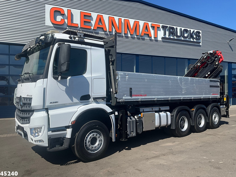 Mercedes-Benz Arocs 3251 8x4 Euro 6 Retarder Palfinger 34 Tonmeter laadkraan + Fly-Jib Just 146.766 km! - Crane truck: picture 4 Mercedes-Benz Arocs 3251 8x4 Euro 6 Retarder Palfinger 34 Tonmeter laadkraan + Fly-Jib Just 146.766 km! - Crane truck: picture 4