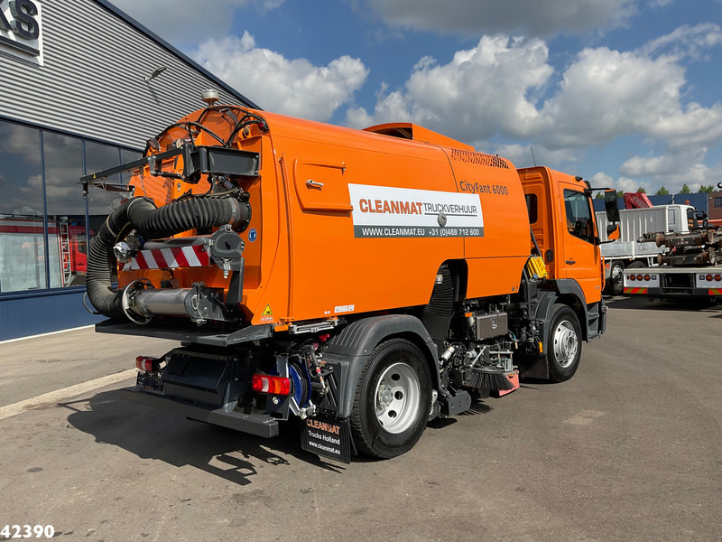 Mercedes-Benz Atego 1321 Bucher Cityfant 6000 Just 49.567 km! - Road sweeper: picture 2 Mercedes-Benz Atego 1321 Bucher Cityfant 6000 Just 49.567 km! - Road sweeper: picture 2
