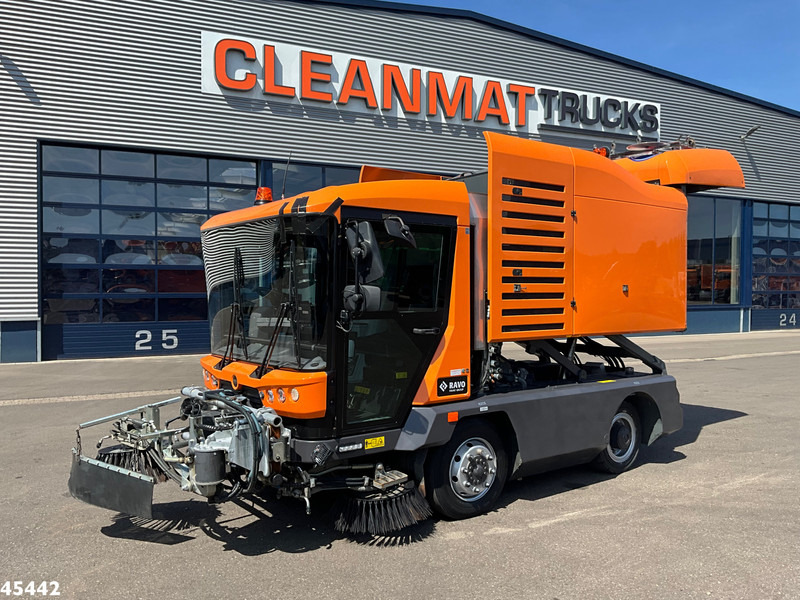 Ravo 540 CD Euro 6 with 3-rd brush - Road sweeper: picture 1 Ravo 540 CD Euro 6 with 3-rd brush - Road sweeper: picture 1