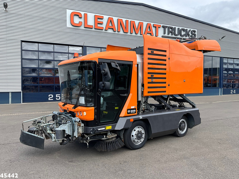 Ravo 540 CD Euro 6 with 3-rd brush - Road sweeper: picture 1 Ravo 540 CD Euro 6 with 3-rd brush - Road sweeper: picture 1