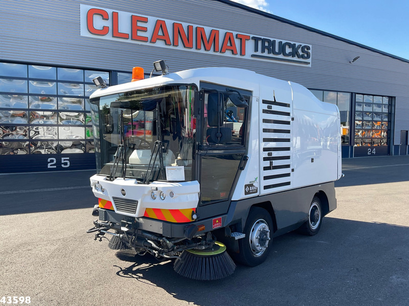 Ravo 540 - Road sweeper: picture 2 Ravo 540 - Road sweeper: picture 2