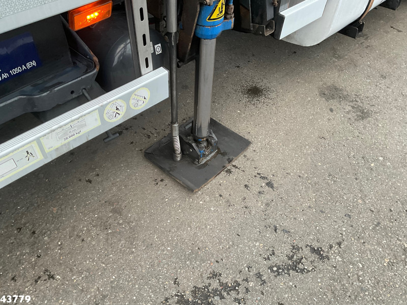 Scania P 360 8x2 Hiab 21 Tonmeter laadkraan - Hook lift truck, Crane truck: picture 3 Scania P 360 8x2 Hiab 21 Tonmeter laadkraan - Hook lift truck, Crane truck: picture 3